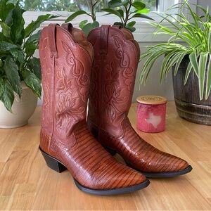Women’s Ariat 13797 Leather Western Heritage Boots sz 7 | Cowboy Boot